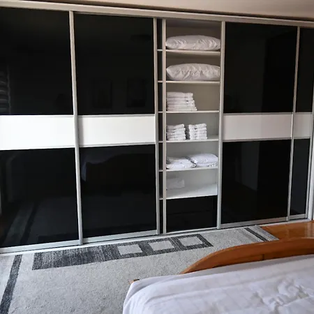 Golden Valley Βίλα