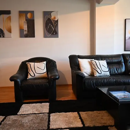 וילה Golden Valley