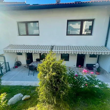 Villa Golden Valley